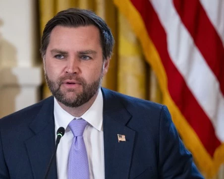 САЩ и Дания в челен сблъсък за Гренландия, дипломати се опасяват от „омразата