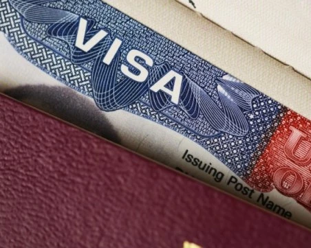 САЩ спират да обработват молбите за имиграционни визи от 75 държави