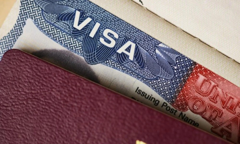 САЩ спират да обработват молбите за имиграционни визи от 75 държави