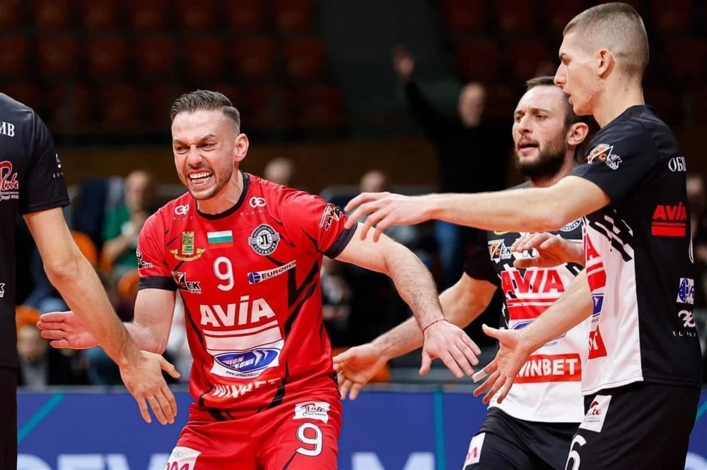 Локомотив Авиа Пловдив стана първият полуфиналист в турнира за Купа