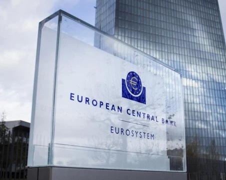 Главният икономист на ЕЦБ предупреждава за рисковете от натиск върху УФР