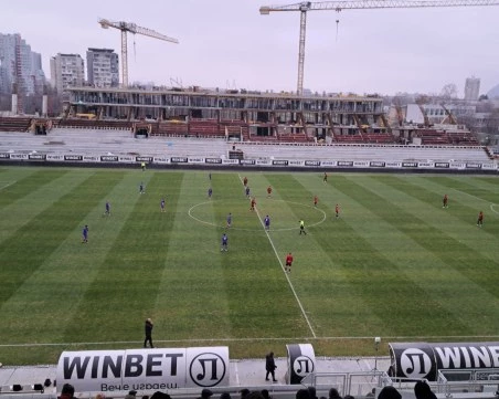 Локо не успя да победи Етър в първата си контрола, Хуан Переа пропусна дузпа