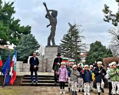 В Брезово празнуваха 148 години Свобода