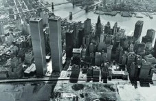 На този ден: Започва строителството на кулите близнаци