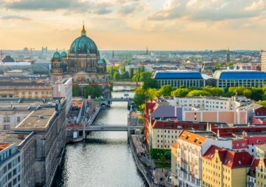 Организирани престъпни мрежи в Берлин вербуват хора от чужбина и