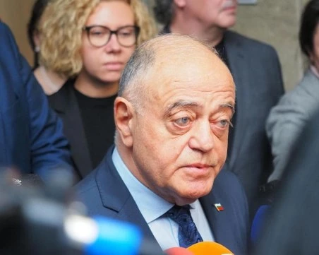 Атанасов: Единственият кандидат за премиер, който да работи за честни избори, е Андрей Гюров