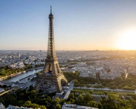 Внесено е предложение Франция да напусне НАТО