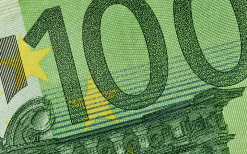 Полицията в Монтана разследва нови фалшиви 100 евро Прочетете ощеЖена