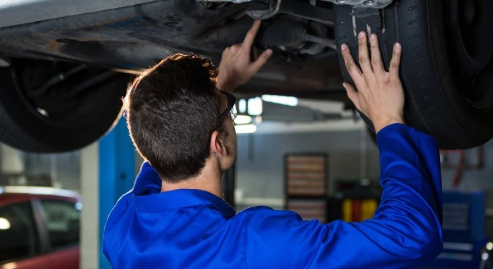 Опасност на пътя: Как да разпознаем сигналите за повредено окачване, преди да стане късно