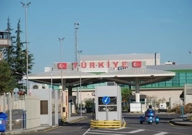 Турските митнически власти са разкрили над 140 кг наркотик скрит