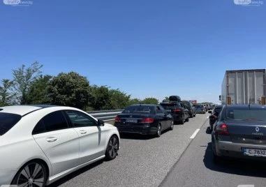 Движението при 102 км на АМ Тракия в посока Пловдив