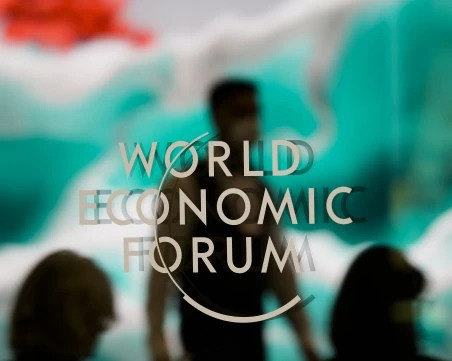 Русия, Украйна и САЩ ще договарят мир в Давос