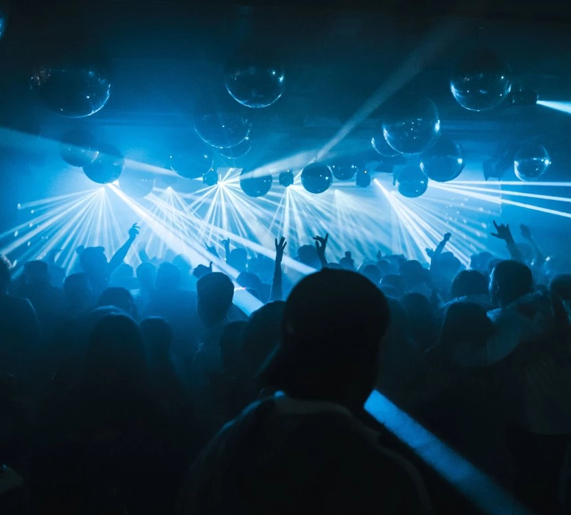 Бой в дискотека в Пловдивско, задържаха инициатора на конфликта