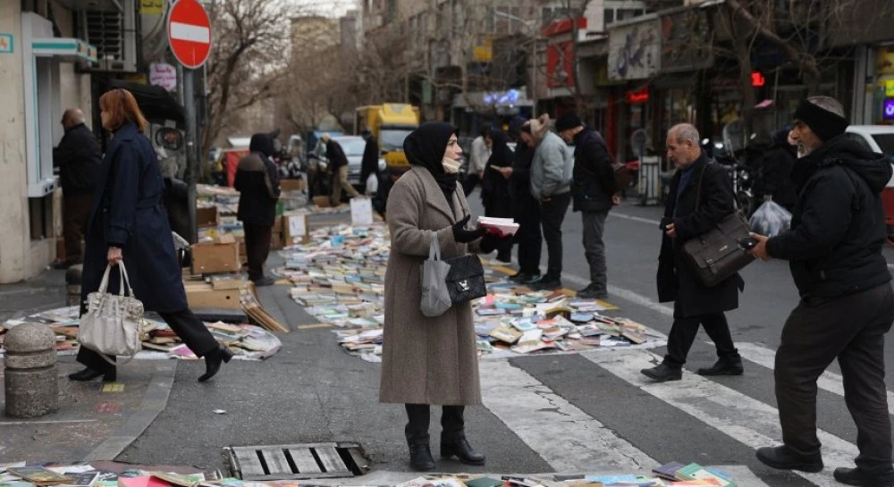 Иран може да вдигне блокадата на интернет в рамките на