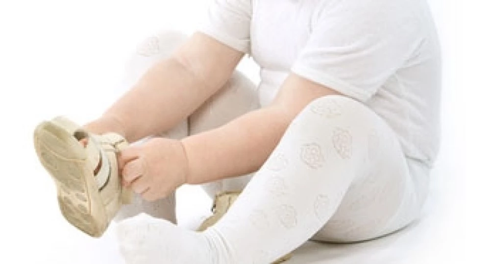 Как да научим детето да се облича само