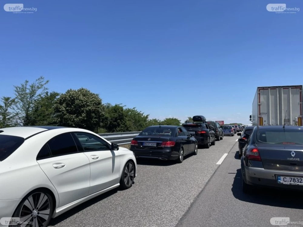 Движението при 102 км на АМ Тракия в посока Пловдив