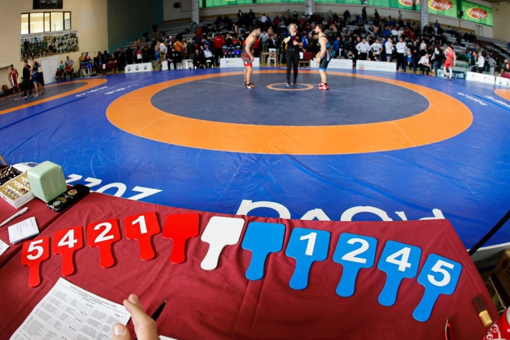 205 мъже и 60 жени ще стартират на Държавното първенство по борба в Сливен