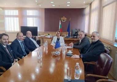 Областният управител се срещна с новоназначения католически епископ монсеньор Румен Станев