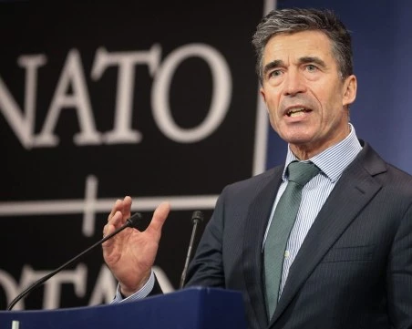 Бивш шеф на НАТО: Време е да спрем да хвалим Тръмп