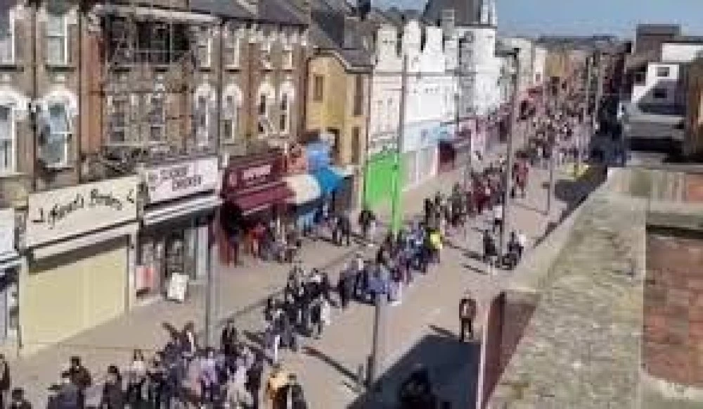 Български общности в САЩ, Канада и Великобритания се обявиха срещу ограничаването на секциите извън ЕС