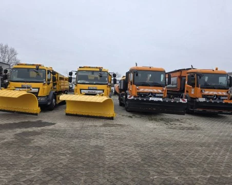 Над 90 машини са в готовност да чистят Пловдив от сняг и лед