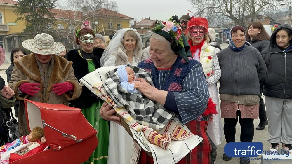 Напъвай, напъвай, не се мотай. Аз ли шъ раждам. Давай,