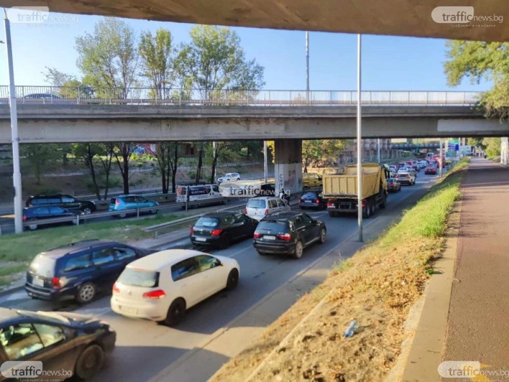 Пловдив в Топ 50 на най-задръстените градове в света, губим 118 часа годишно в трафика