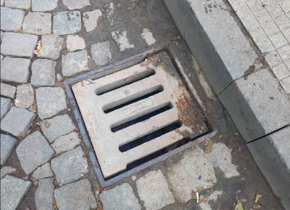 Задържаха двама мъже непосредствено след извършена кражба на територията на