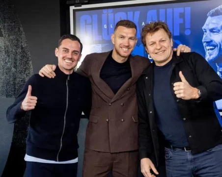 Официално: Джеко се завърна в Германия