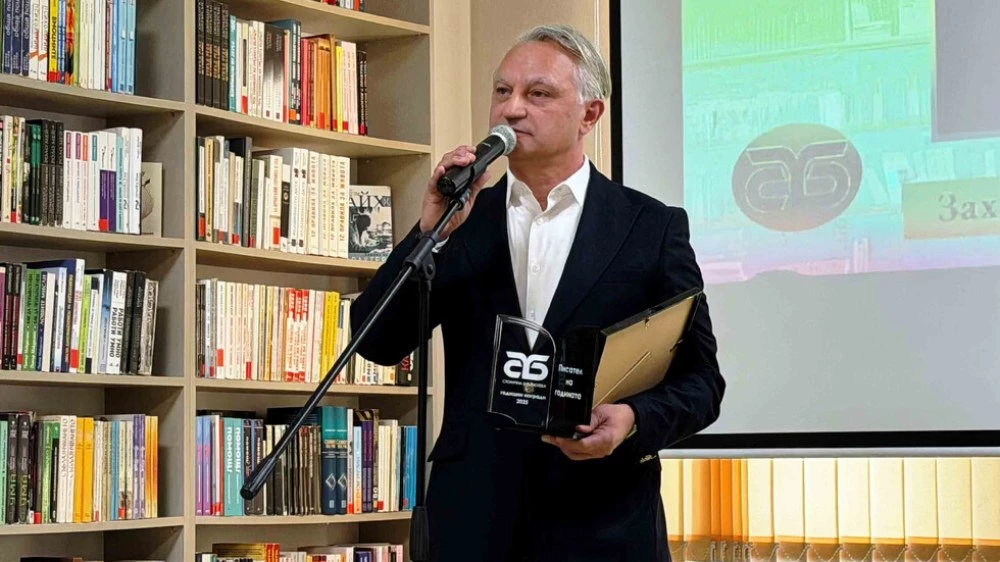 Захари Карабашлиев спечели приза „Писател на 2025 г.”