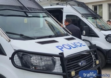 Четирима непълнолетни извършиха серия от грабежи в Пловдив, задигнаха близо 5 хиляди лева