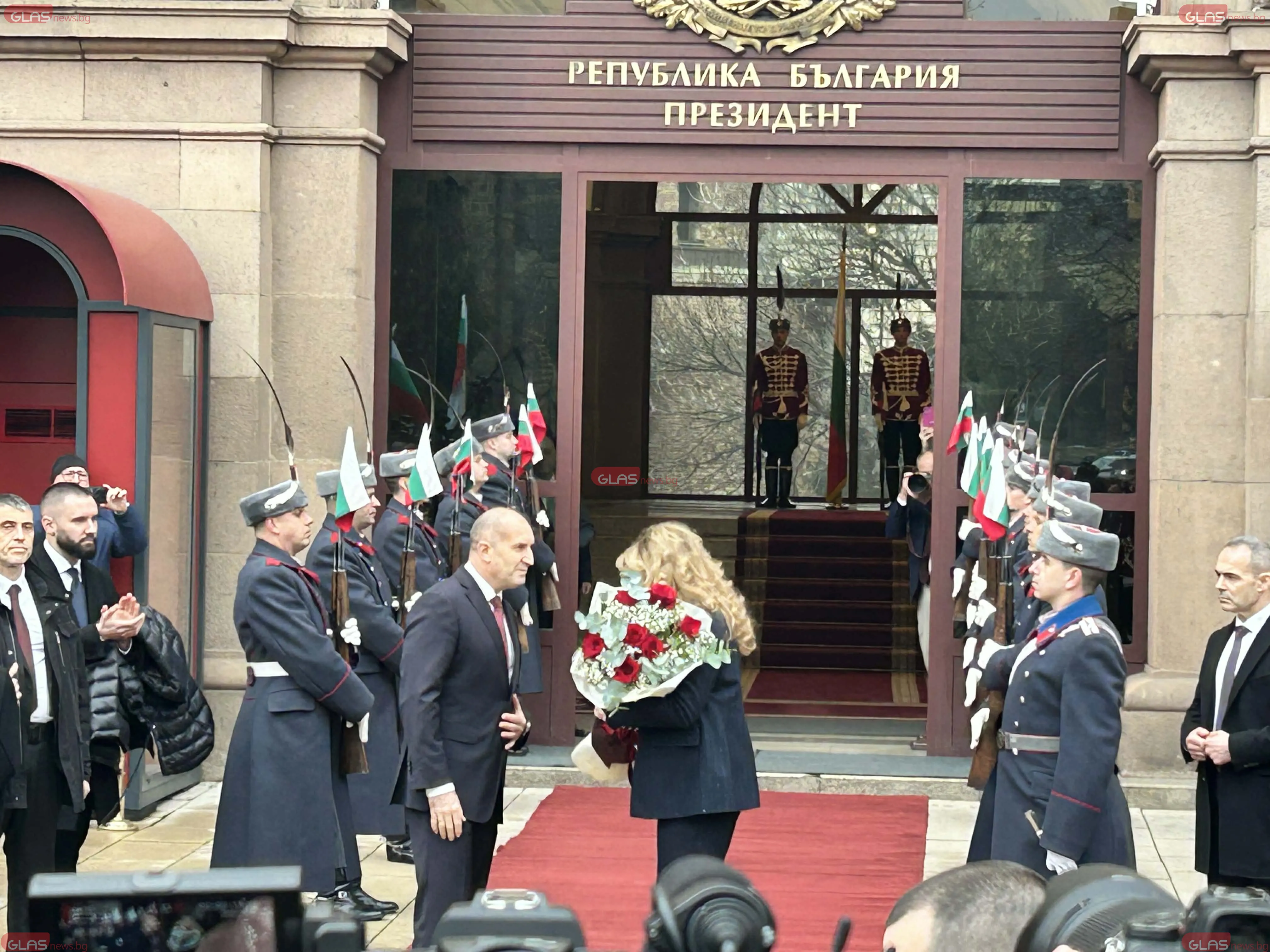 Румен Радев напусна президентството след 9 години на власт