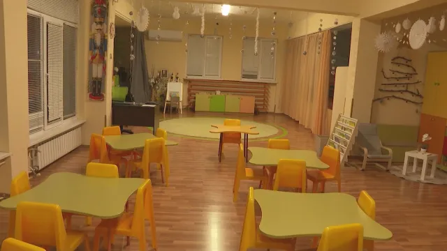 Тригодишно момче е било наказано със залепено тиксо на устата в детска градина във Враца