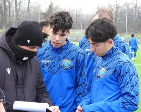 Марица с равенство в третата си контрола