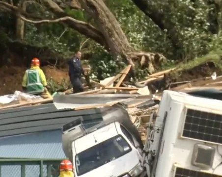 Свлачище помете къмпинг в Нова Зеландия, има загинали