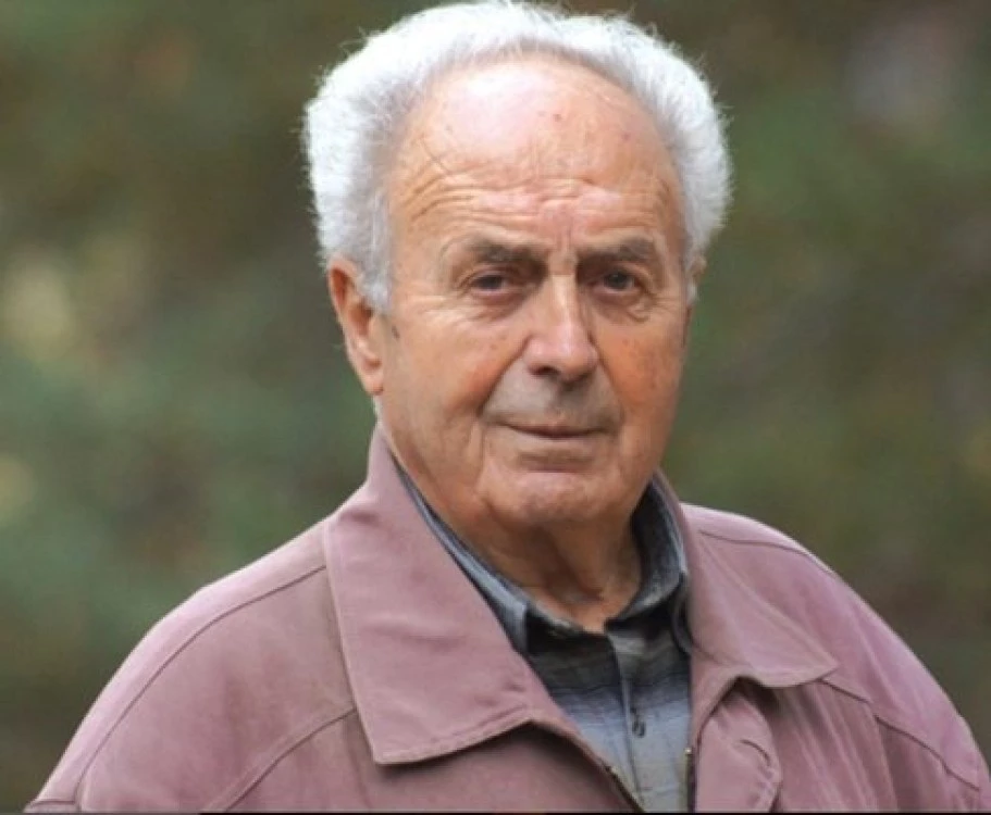 Почина Тодор Караиванов, изградил кулата 