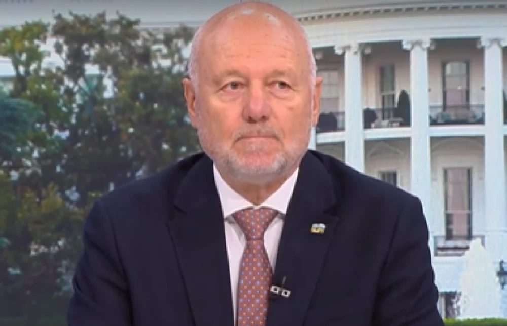 Решението България да се присъедини към т.нар. Съвет за мир“,