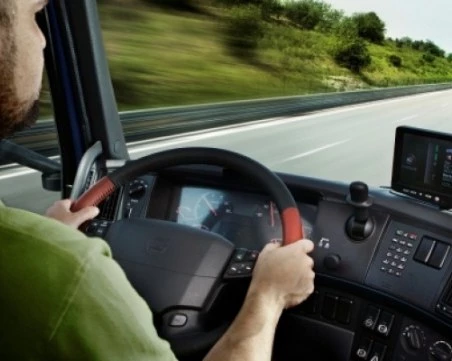 Обрат на пазара на труда: Шофьорите с по-високи заплати от топ висшисти