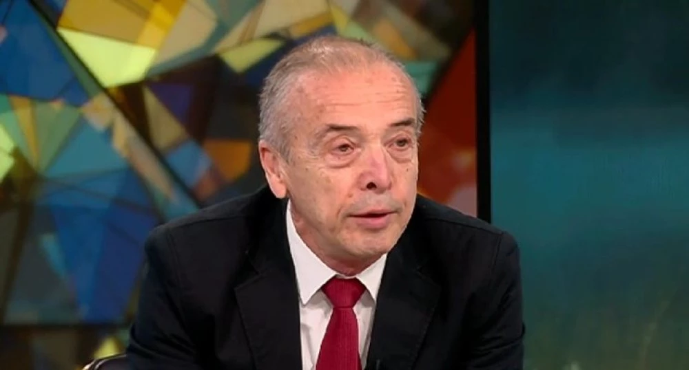 Доц. Мангъров: Много деца постъпват в болница с грип, без да има нужда
