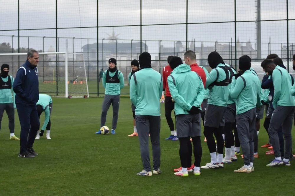 Ботев играе със Спартак Варна в сряда