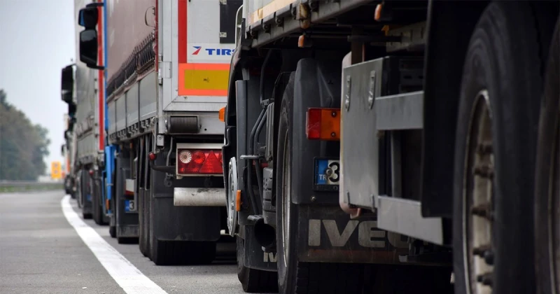 Превозвачи блокират западната ни граница