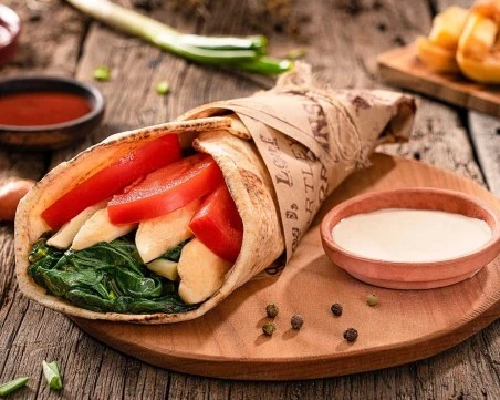 Как да приготвим вегетариански дюнер с моцарела и спанак