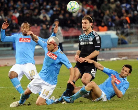 Наполи - Челси е най-ключовият мач в Шампионска лига днес, завършва основната фаза на турнира