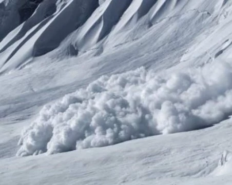 Опасност от лавини над Банско