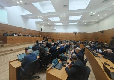 Общинският съвет в Пловдив се събира за редовно заседание което