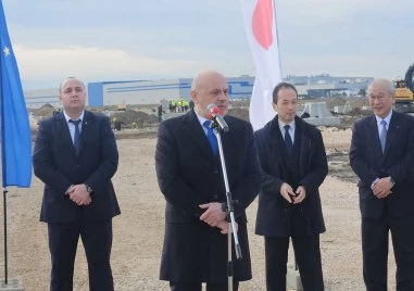 Започна изграждането на нов високотехнологичен завод за хартиени продукти край