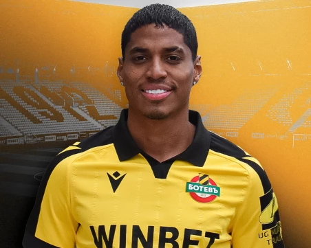 Ботев привлече колумбиец от Лудогорец