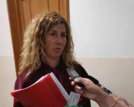 Клиентка откри свои смущаващи кадри в интернет след посещение в център за красота в Бургас