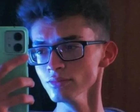 Учителката на 18-годшнияг Белгин, който се самоуби: Толкова лъжи се изсипаха по мой адрес