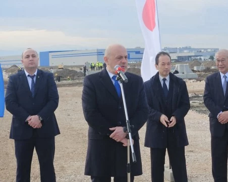 Започна изграждането на нов завод край Пловдив